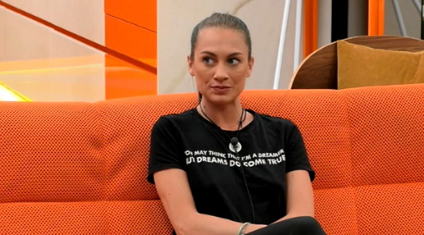 Ex Vippone sostiene Nikita e critica gli altri finalisti: cosa dice di Tavassi preview