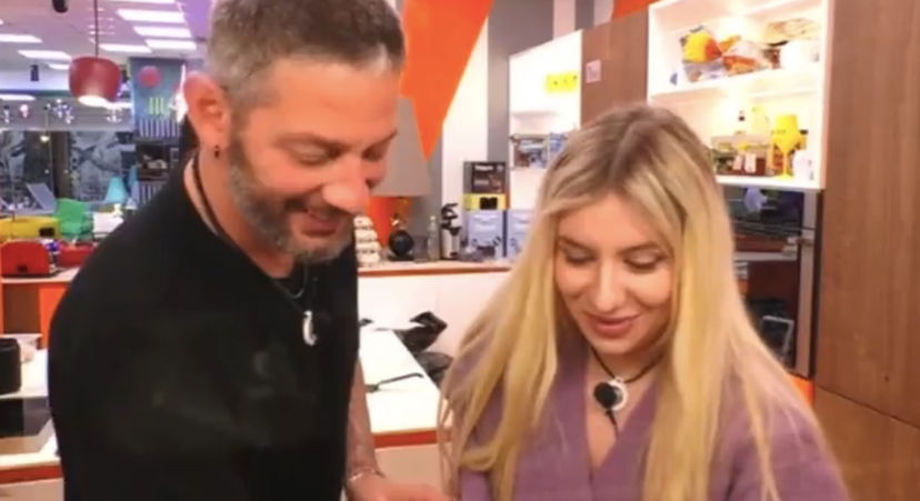 “A Tavassi piaceva la Murgia e alla Incorvaia interessa un altro vippone”, parla Dana Saber preview