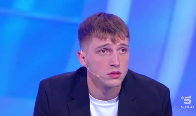 Chi è Alessio di C’è posta per te: El pequeno Salvaje, busta chiusa al padre preview