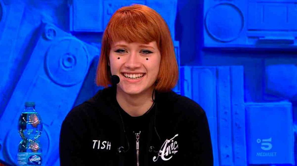Tish di Amici 18, l’incredibile cambiamento: oggi è irriconoscibile, prima e dopo – VIDEO article-post