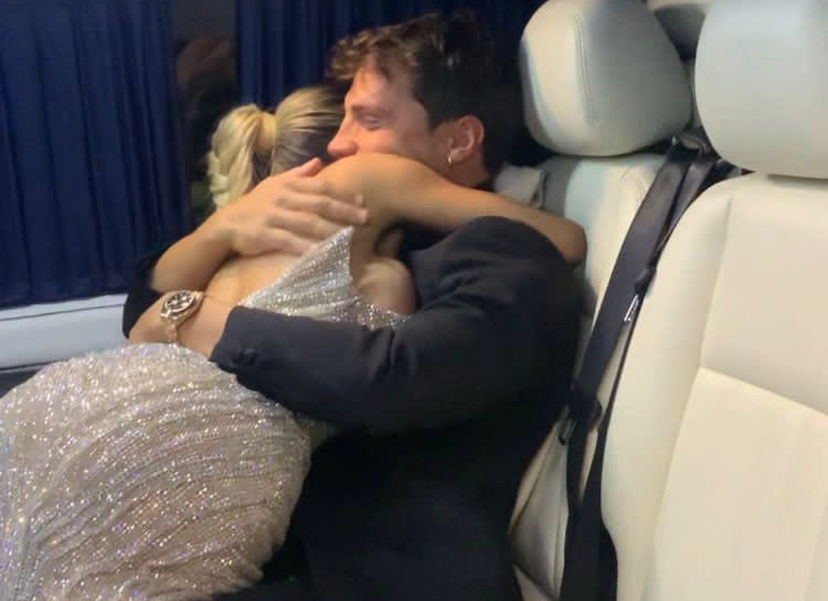 Oriana dopo il GF Vip, Daniele Dal Moro va a prenderla fuori dagli studi: la reazione – VIDEO preview