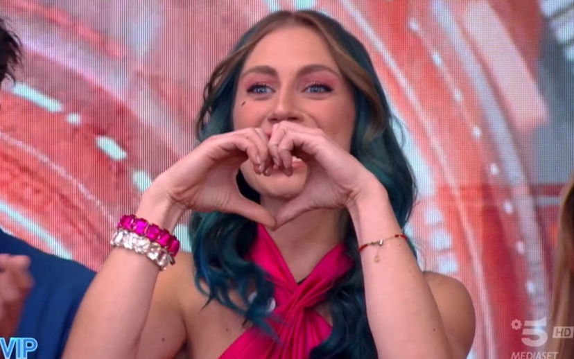 Quanto costano i quadri di Nikita Pelizon? Prezzi folli, esplode la polemica dopo il GF Vip preview