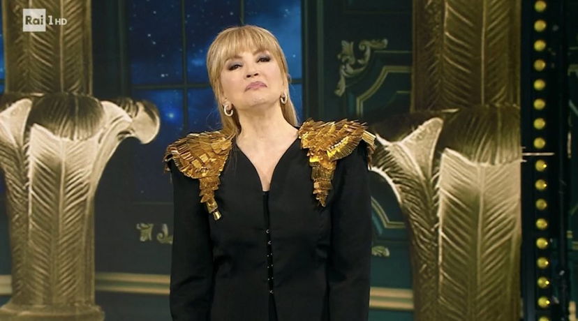 Ex del GF Vip, caos dietro le quinte de Il Cantante Mascherato? Lo scoop: “Era agitatissima” preview