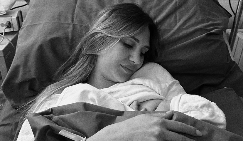 Beatrice Valli e Marco Fantini genitori, è nata la quarta figlia: ecco il bellissimo nome scelto preview