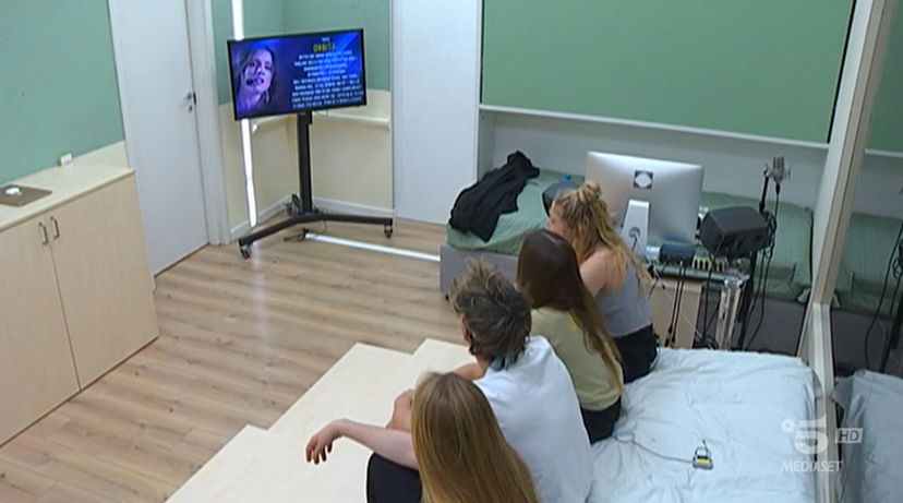 Amici 22, incognita registrazione semifinale? Nuovi sospetti dopo il video di un ex concorrente preview