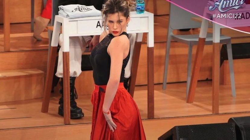 Amici 22, mamma di Maddalena Svevi interviene sulla faccenda che sta tenendo banco in queste ore: le sue precisazioni preview