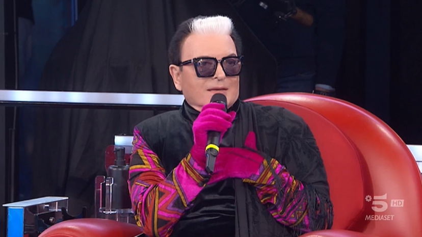 Amici 22, il retroscena di Cristiano Malgioglio: “Vi svelo come è stato lavorare con Maria De Filippi” preview