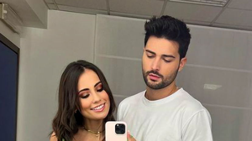 Davide Donadei e Chiara Rabbi, la versione di un influencer: “Chiamato da una coppia in pieno delirio” preview