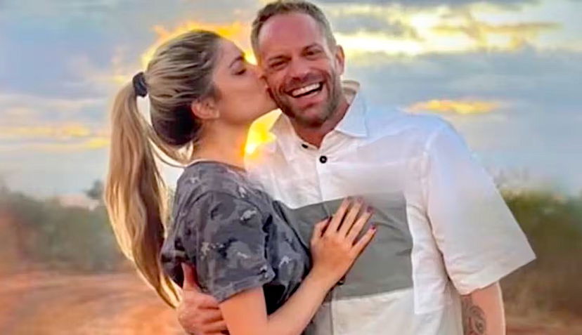 Isola dei Famosi, Simone Rugiati dopo il ritiro di Claudia Motta: ecco perché la produzione ha scelto di farla tornare in Italia – VIDEO preview