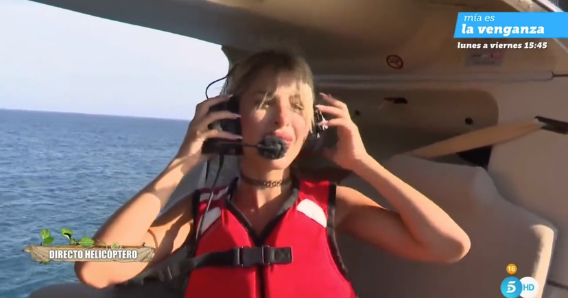 Oriana Marzoli si tuffa dall’elicottero a Supervivientes: la reazione di Daniele Dal Moro – VIDEO preview