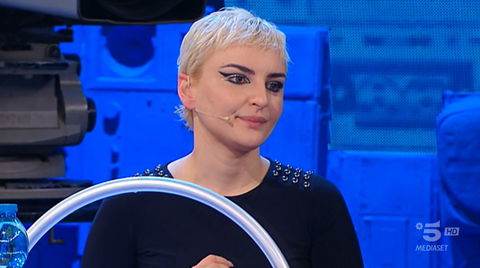 “Arisa, sei fuori da Sanremo”, lo scherzo e la reazione (VIDEO) preview