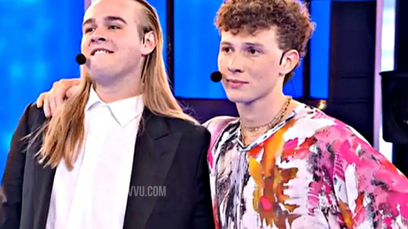 Wax ancora contro Aaron? Cosa è successo sul palco di Amici Full Out, scintille in corso – VIDEO preview