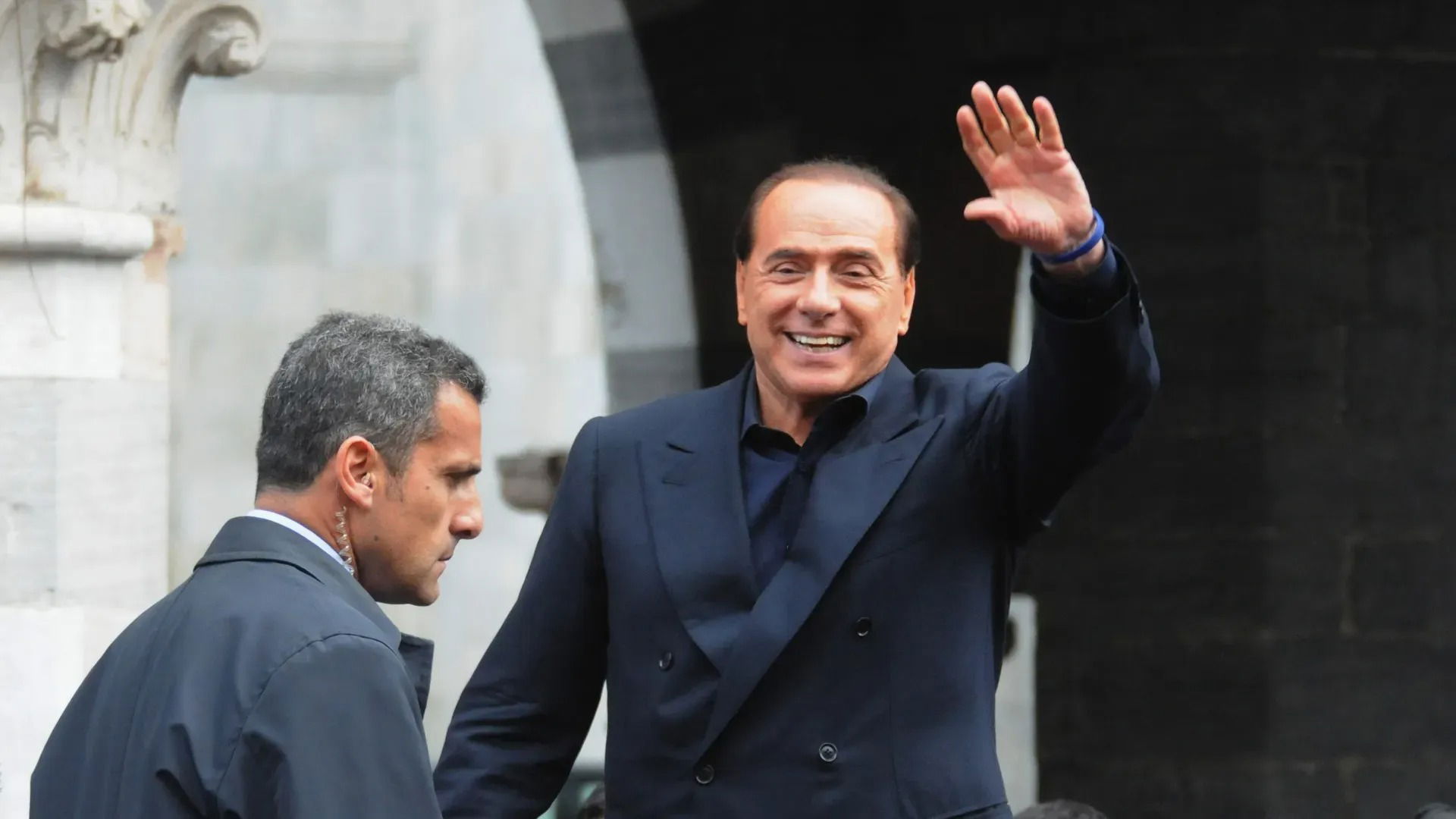 E' Morto Silvio Berlusconi: Da Soleil A Zorzi, Ex Del GF Vip Commentano