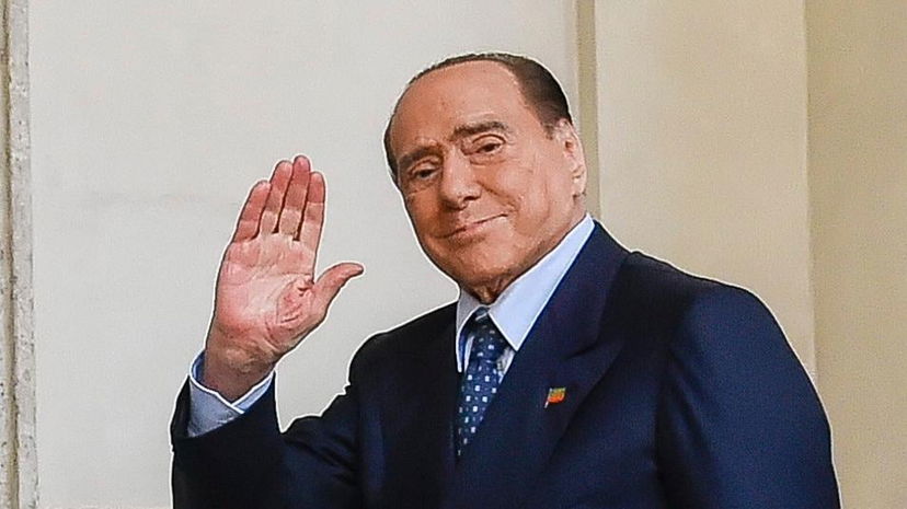Com’è morto Silvio Berlusconi: malattia, “situazione precipitata” dopo 4 giorni di ricovero preview
