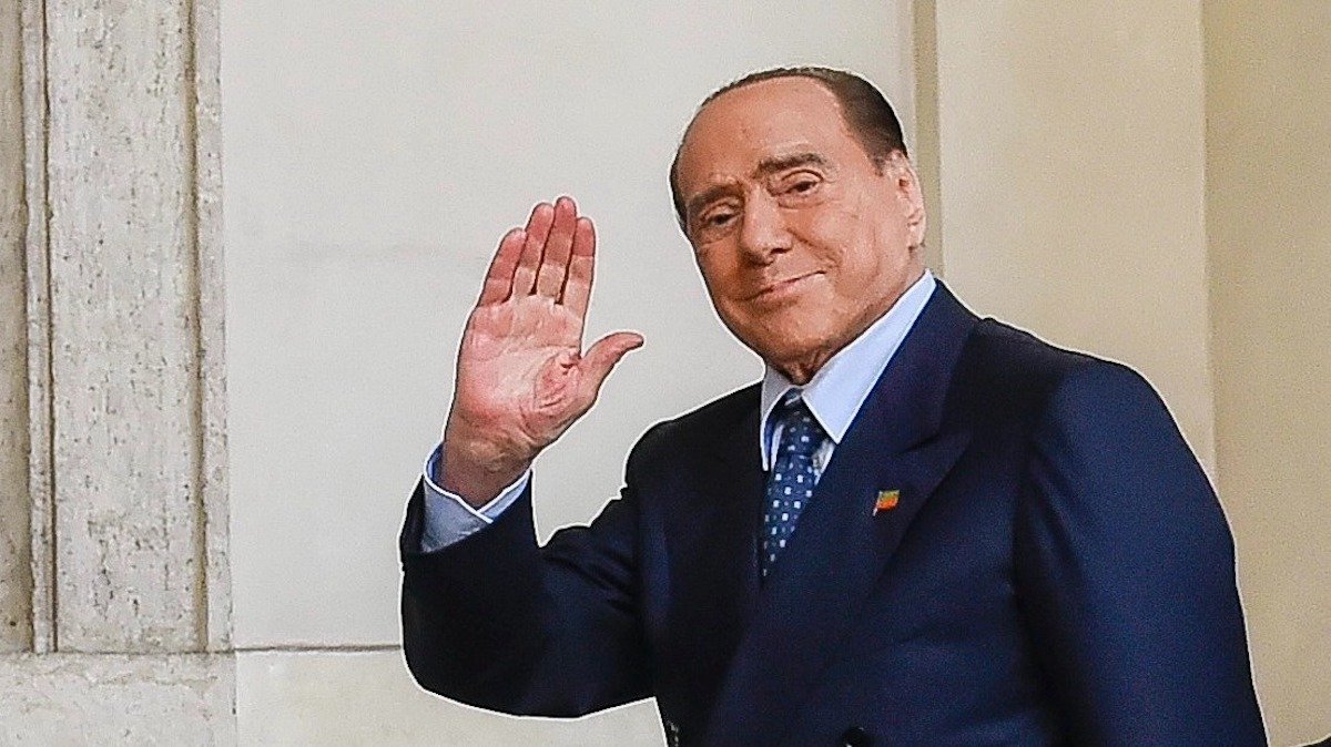Silvio Berlusconi, niente camera ardente pubblica