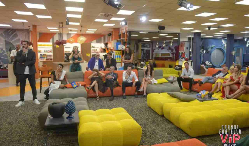 Flirt tra due ex concorrenti del Grande Fratello Vip 7? Il video che insospettisce i fan preview