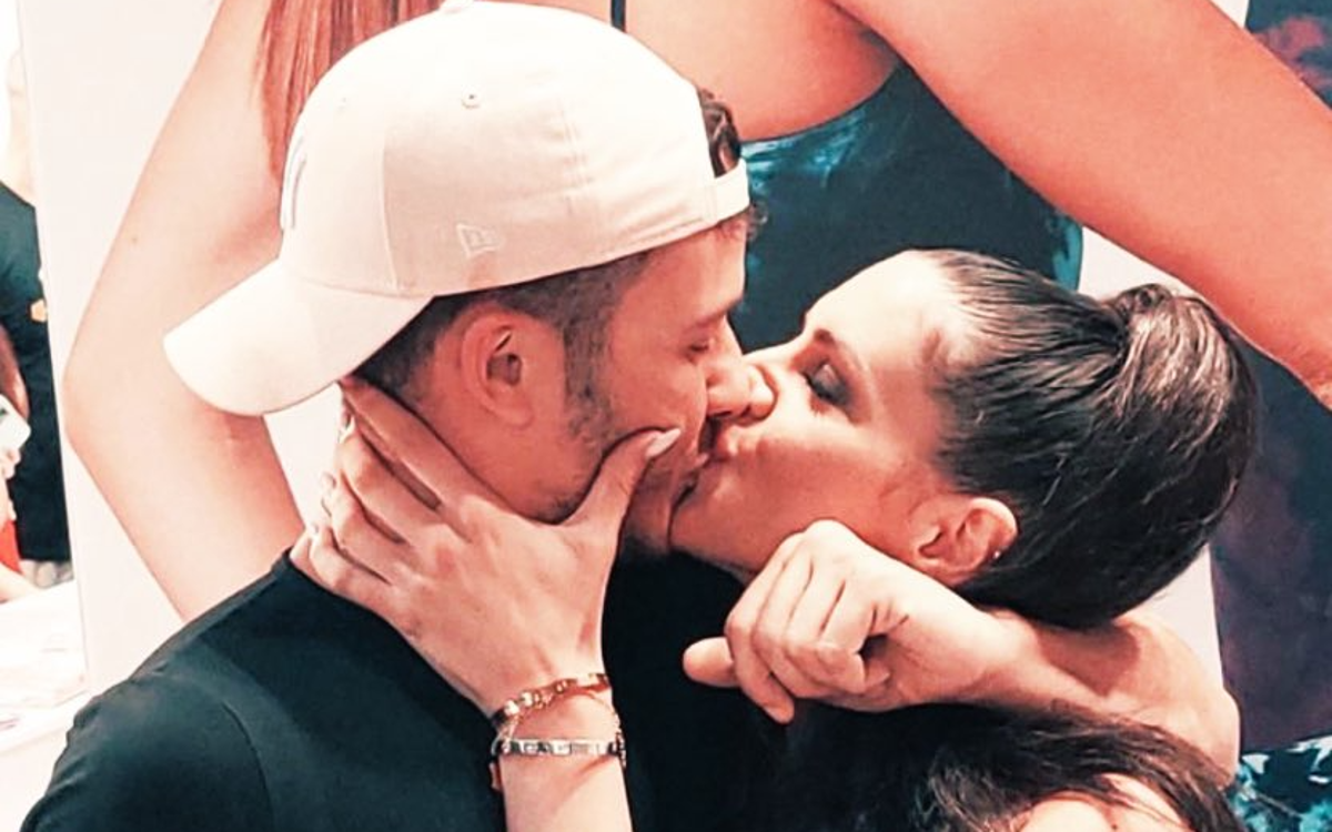 Antonella ripresa di nascosto dai fan mentre piange per Edoardo