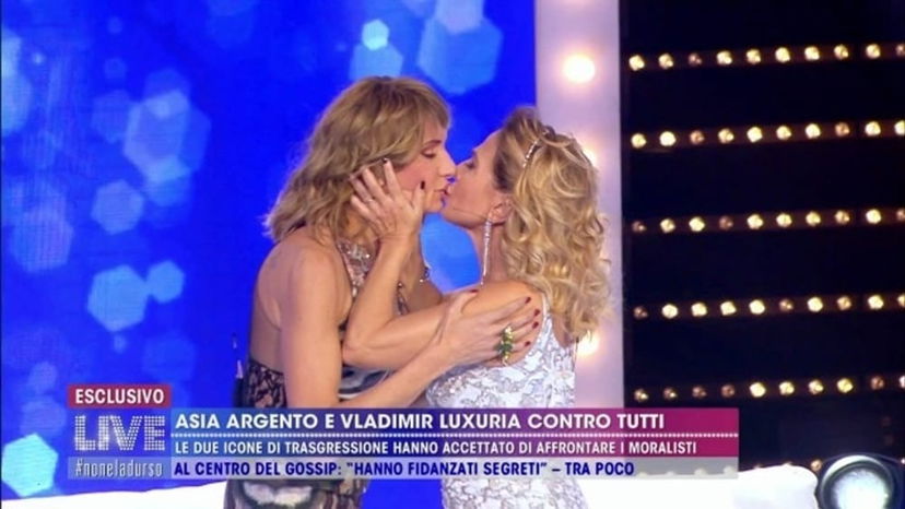 Perché Barbara d’Urso non conduce più Pomeriggio 5? Interviene anche Vladimir Luxuria preview