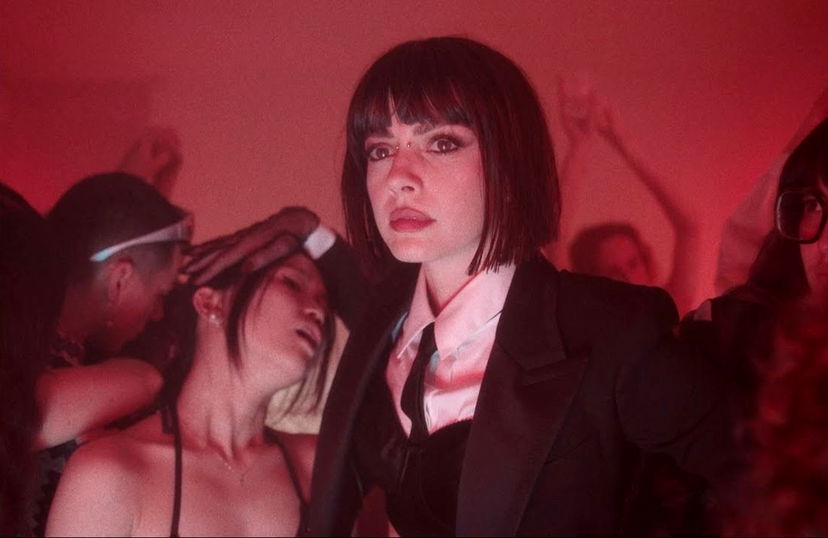 “Ho baciato una donna”: Annalisa fa una rivelazione inedita, cosa c’è dietro preview