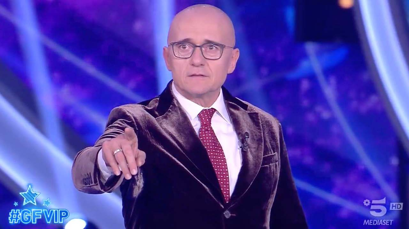 Signorini chiama uno chef al Grande Fratello: ecco chi è, la sua risposta preview