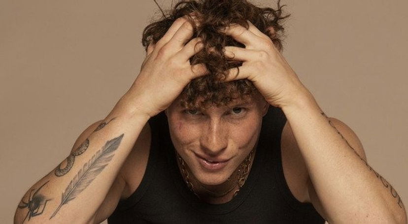 Wax e Maria De Filippi, lite prima di Amici: “prepotente” e “sfacciato”, cosa è successo davvero preview