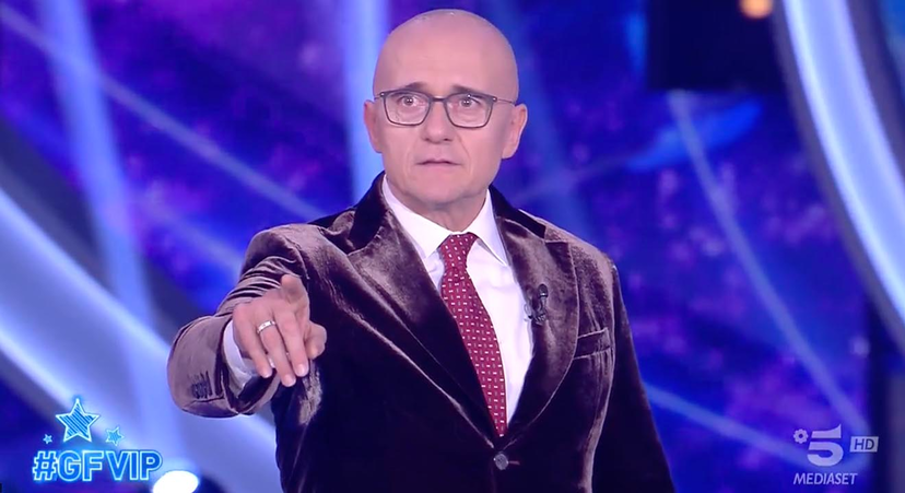 Grande Fratello, chi ha detto di “no” ad Alfonso Signorini: i 5 nomi che hanno rifiutato di entrare nella Casa preview