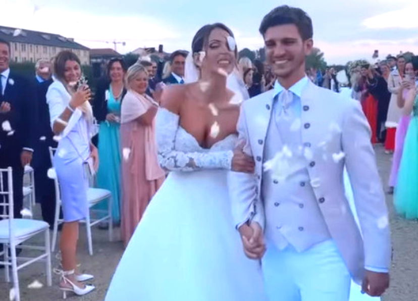 Gessica Notaro, matrimonio da sogno con Filippo Bologni dopo l’aggressione con l’acido preview