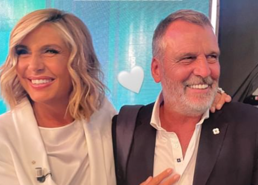 Qual è il portafortuna di Myrta Merlino? L’amuleto portato a Pomeriggio 5 – VIDEO preview