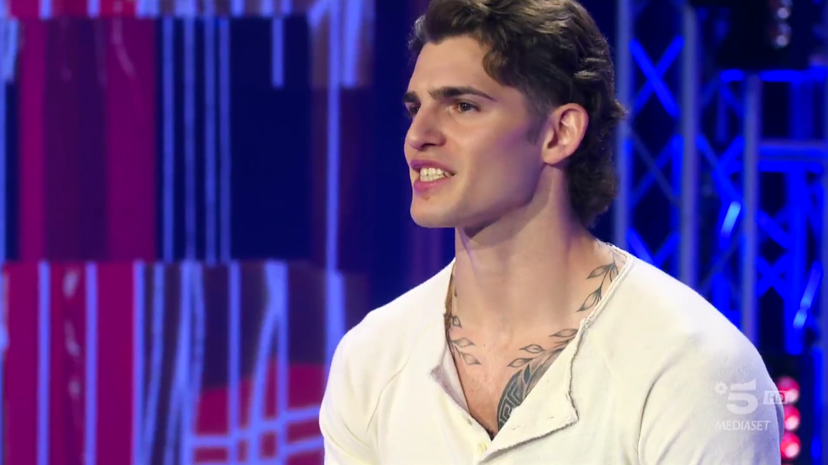 I tatuaggi di Paolo Masella del Grande Fratello: uno è in una particolare parte del corpo, il significato preview