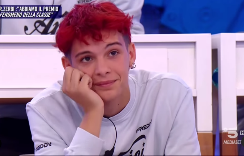 Amici 23, Holy Francisco vuole “fare il c*lo” a Rudy Zerbi : è lui il ‘premio fenomeno della classe’ preview