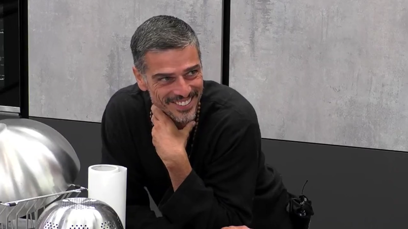 “Varrese attaccabrighe!”, ex Vippone difende Beatrice e sentenzia: “Grande Fratello? Edizione trash” preview