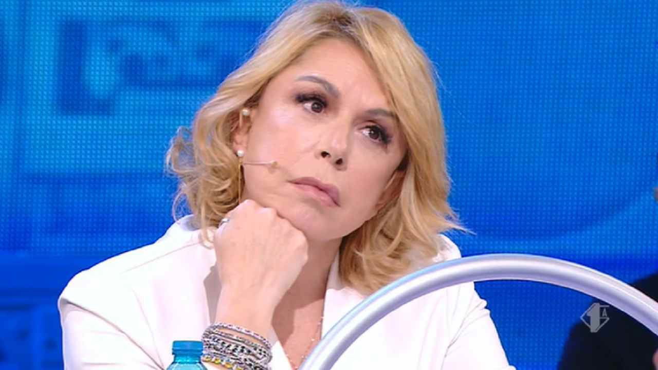 Anna Pettinelli, Amici 23