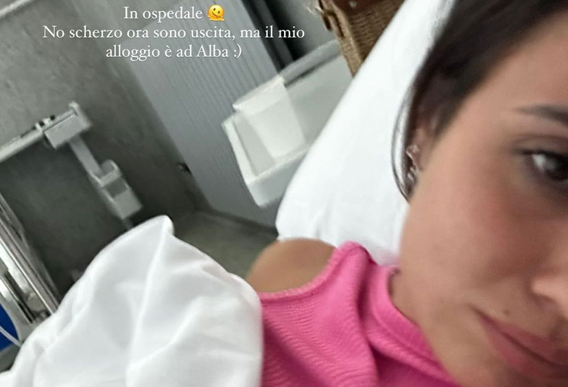 Paura per Chiara Rabbi, foto in ospedale: dolori e febbre a 40, come sta preview