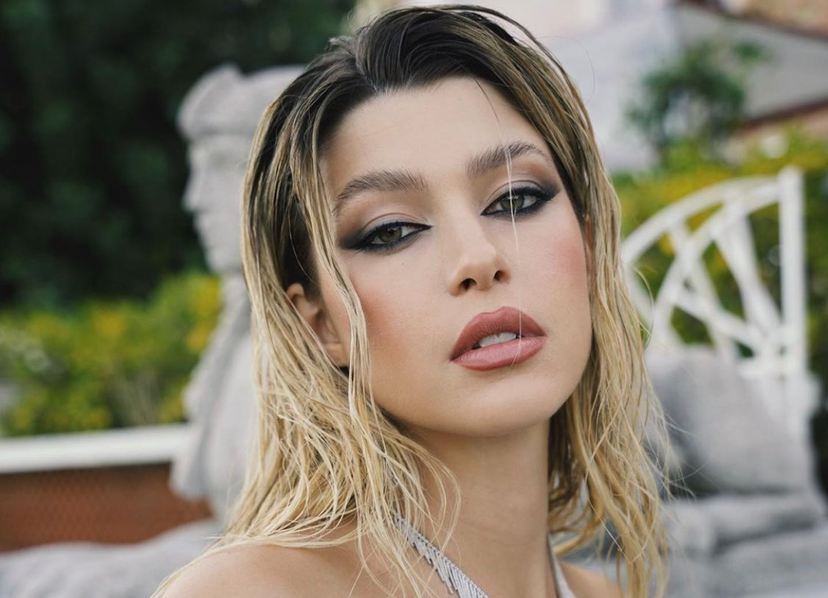 Natalia Paragoni sul red carpet di Venezia 80: il fotografo bestemmia – VIDEO preview