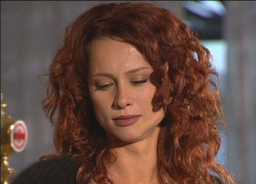 Perché Beatrice Luzzi ha lasciato Vivere? “La scelta fu sua”, parla ex attore della soap preview