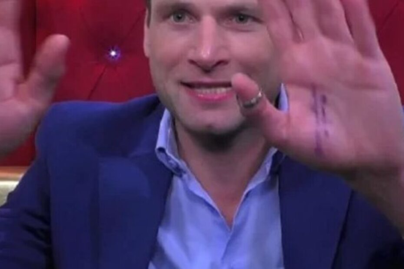 Alex Schwazer, spunta una scritta sulla mano al Grande Fratello: ecco il suo significato preview