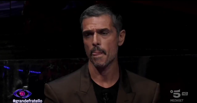 Grecia sgancia la bomba e Varrese “minaccia” vie legali: “Faccio il delirio, attricetta, santarellina bionda del Venezuela” – VIDEO preview