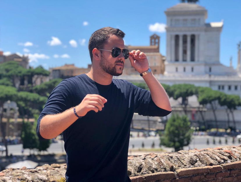 Gianfranco Pelegri, chi è il figlio di Grecia Colmenares del Grande Fratello: carriera, vita privata e Instagram preview