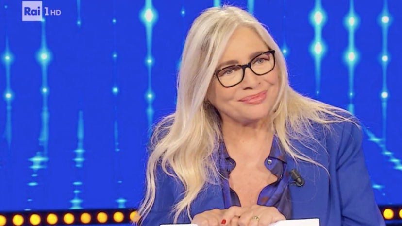 Ospiti Domenica In, Mara Venier apre le porte a Ballando: anche Favino e Paola e Chiara preview