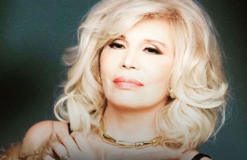 Gli amori di Amanda Lear: da Salvador Dalì a Manuel Casella, perché non ha avuto figli? preview