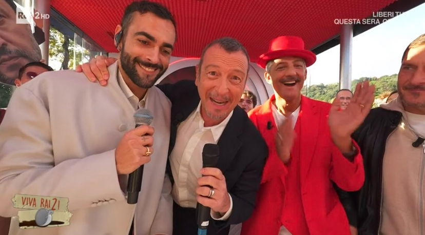 Sanremo 2024, Marco Mengoni co-conduttore della prima serata: l’annuncio ufficiale di Amadeus preview