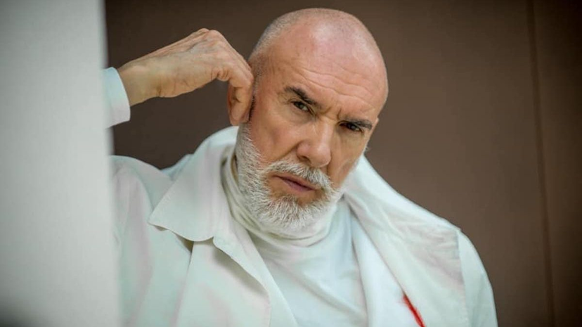 Diego Dalla Palma, malattia e orientamento sessuale: il tumore e la vita difficile “Un prete ha abusato di me” preview