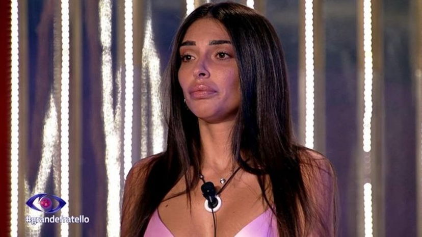 “Ridicoli e poveretti”: nota attivista dalla parte di Greta Rossetti dopo gli attacchi ricevuti dai fan di Mirko e Perla preview