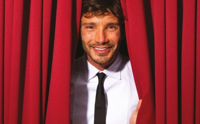 Stefano De Martino zio: nato il figlio della sorella Adelaide, la reazione di Belen Rodriguez preview