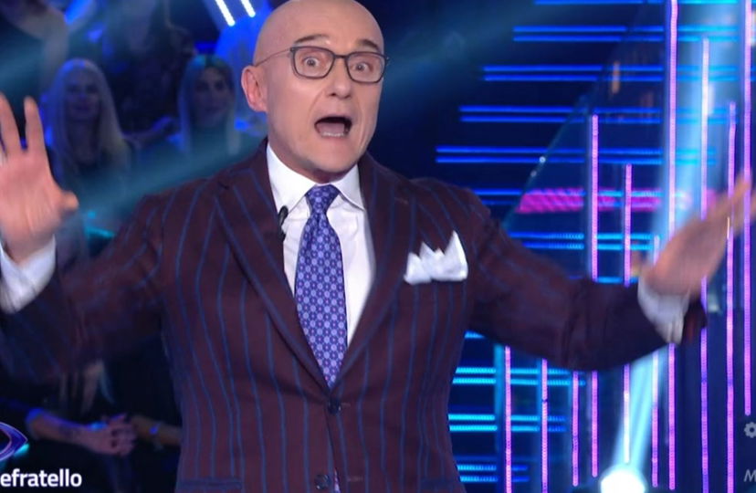 Autori Grande Fratello, le richieste prima di ogni puntata: ecco cosa non devono fare i concorrenti, c’entra Signorini preview