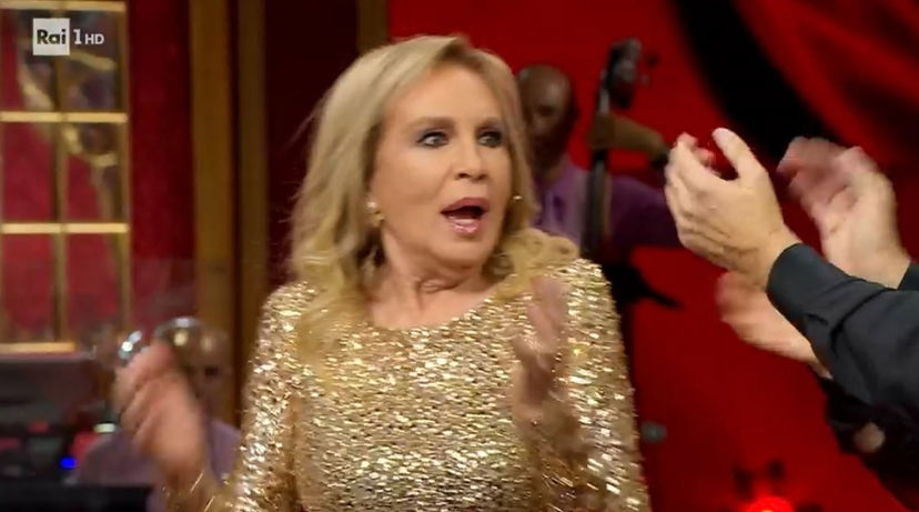 Eliminato Ballando con le Stelle: Rosanna Lambertucci esce dalla porta e rientra dalla finestra, classifica nona puntata e finalisti preview