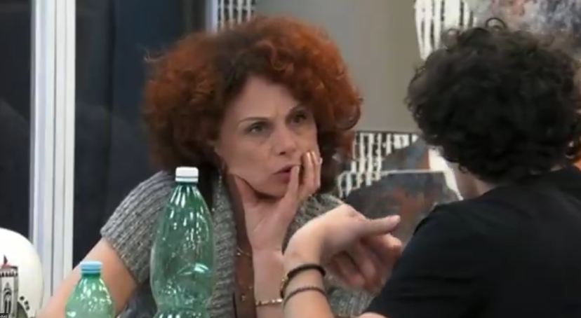 Beatrice sgancia la bomba, il suggerimento a Vittorio: “Perché non glielo dici?” – VIDEO preview