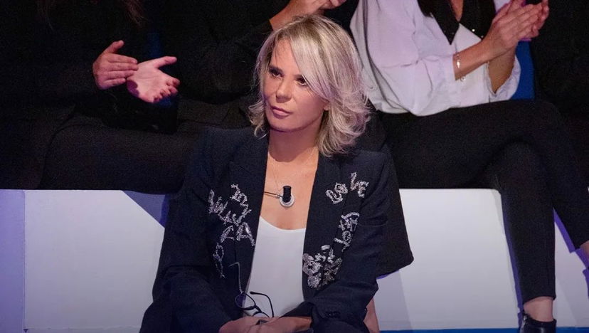 C’è posta per te, storie della prima puntata: l’amore tra due donne, la suocera “mamma”, figlio e madre lontani preview