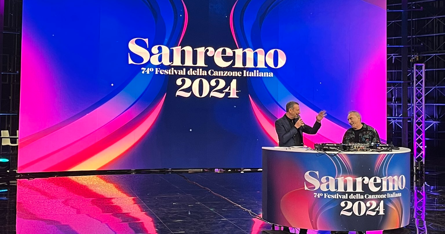 Sanremo 2024, Amadeus presenta il super ospite internazionale