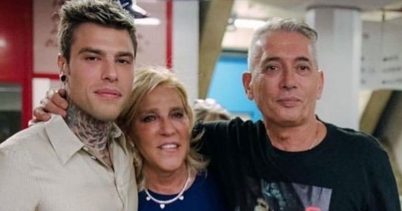 La mamma di Fedez interviene sulla crisi tra il figlio e Chiara Ferragni: la coppia sceglie il silenzio preview